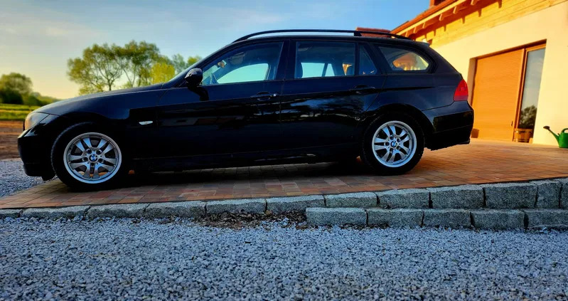 kujawsko-pomorskie BMW Seria 3 cena 17900 przebieg: 269500, rok produkcji 2007 z Chełmno